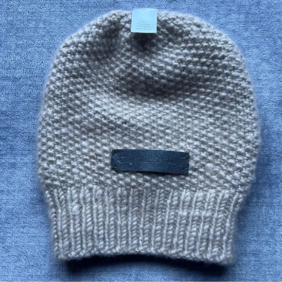 The Elder Statesman 100% Italian Cashmere Knit Slouchy  display picture 2